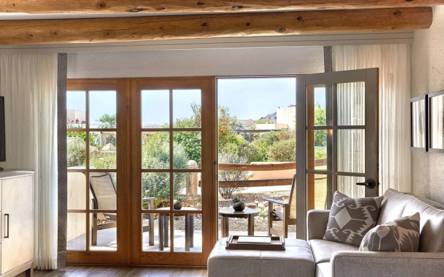 Standard Double room with view
