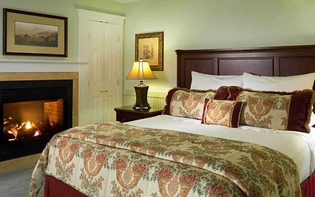 Grand Double Suite with harbour view