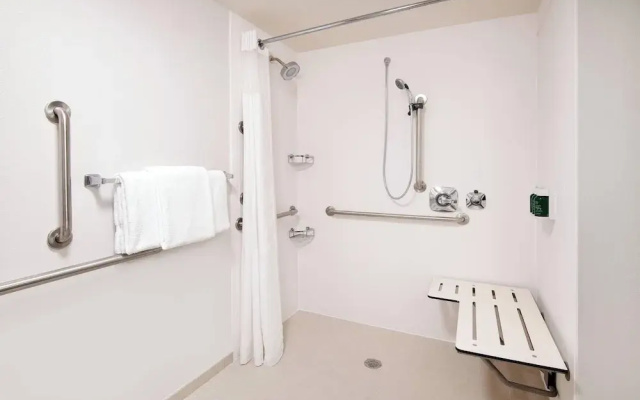 Standard Quadruple room with balcony