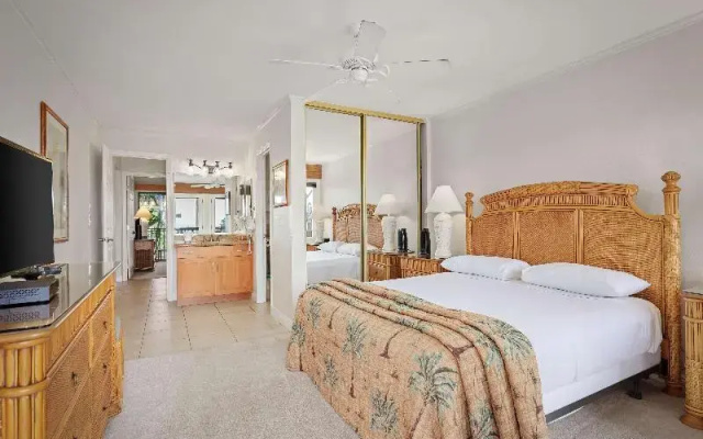 2 Bedrooms Suite with balcony and with garden view