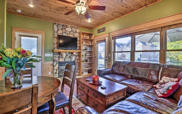 3 Bedrooms Cottage with balcony