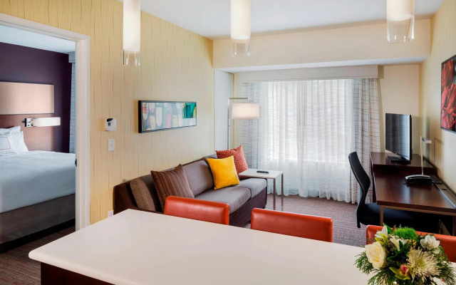 2 Bedrooms Suite