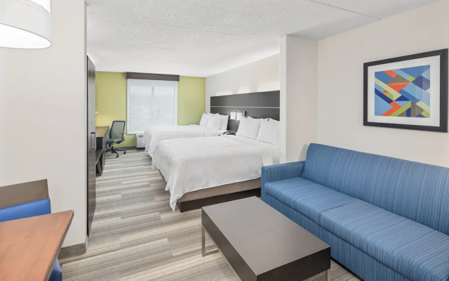 Quadruple Suite