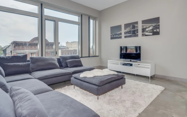 3 Bedrooms Luxury Apartment