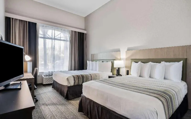 1 Bedroom Quadruple Suite