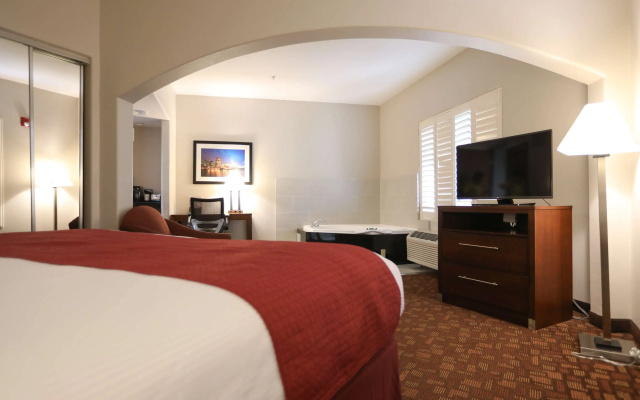 Whirlpool Double Suite