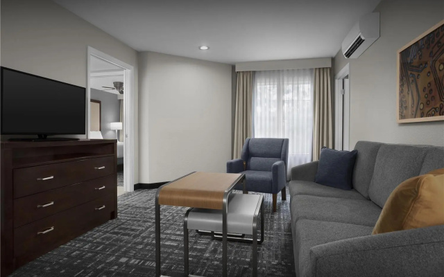 2 Bedrooms Suite