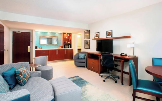 1 Bedroom Suite with balcony