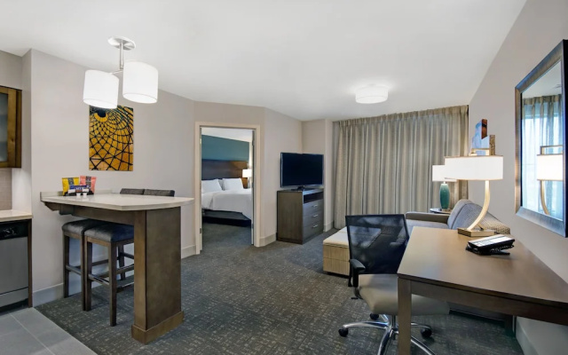 1 Bedroom Suite