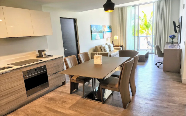 1 Bedroom Deluxe room with city view