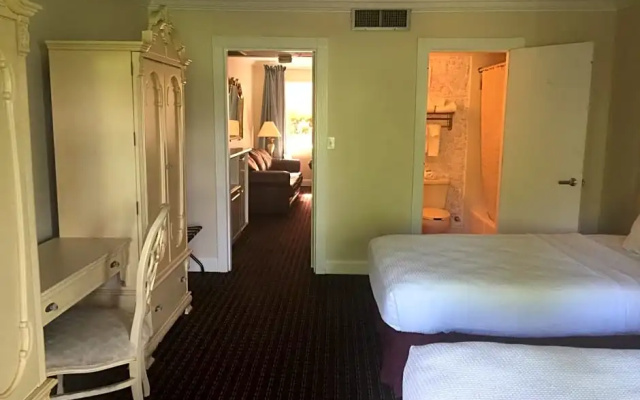 Standard Suite