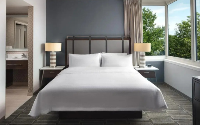 Accessible Double Suite with city view