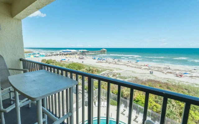 2 Bedrooms Penthouse Apartment with ocean view