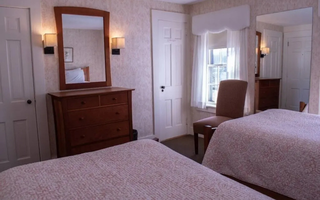 2 Bedrooms Standard Double Family room