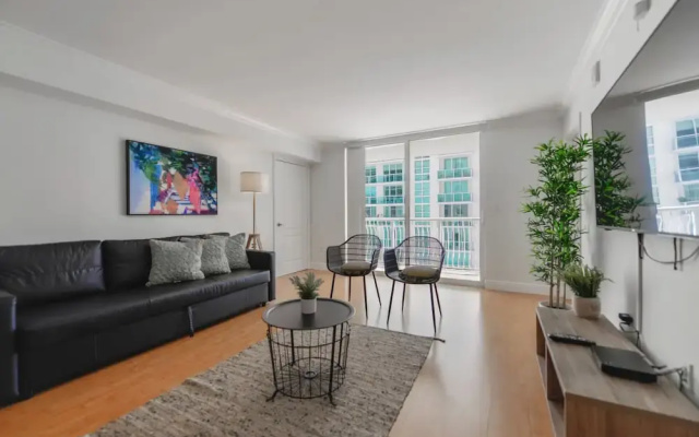 2 Bedrooms Luxury room with balcony and with city view