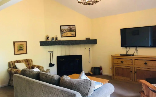 3 Bedrooms Apartment