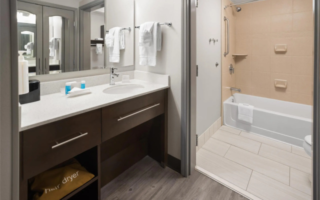Double Suite