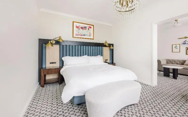 Standard Suite