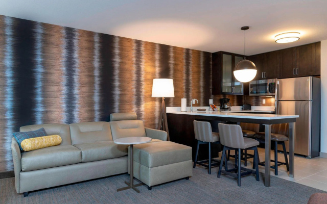Quadruple Suite