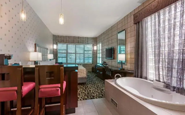 Standard room with balcony