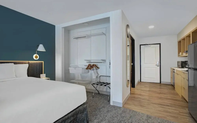 Double Suite