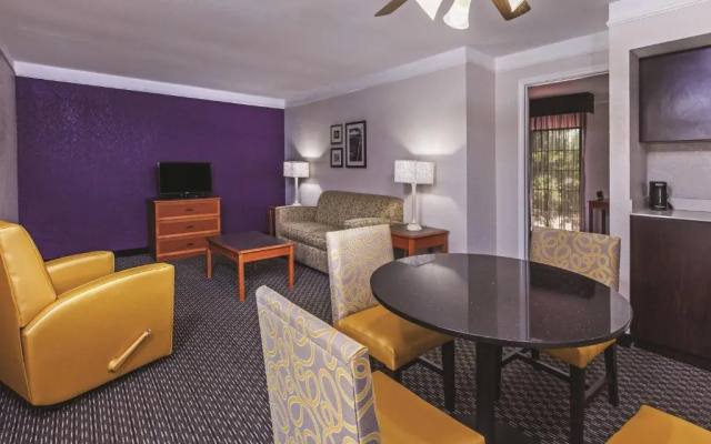 1 Bedroom Double Suite