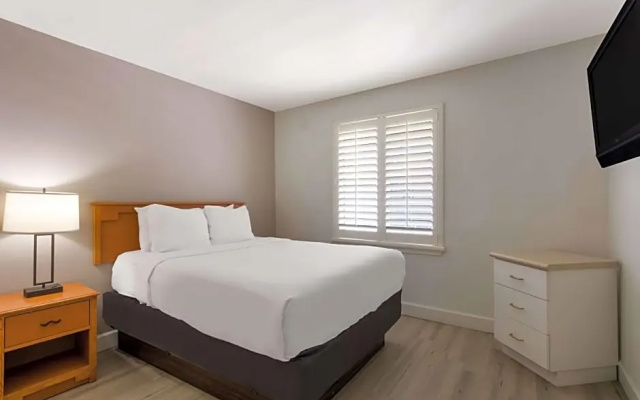 2 Bedrooms Double Suite