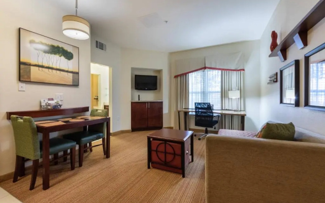 1 Bedroom Suite