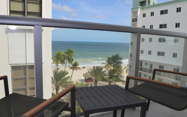 Apartment with sea view