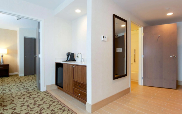 1 Bedroom Double Suite