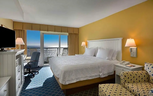 2 Bedrooms Suite oceanfront