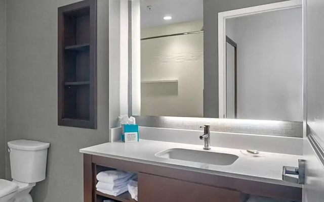 1 Bedroom Quadruple Suite