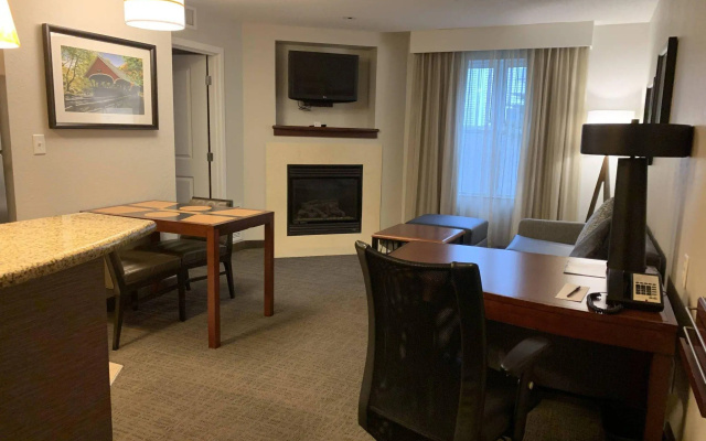 1 Bedroom Double Suite