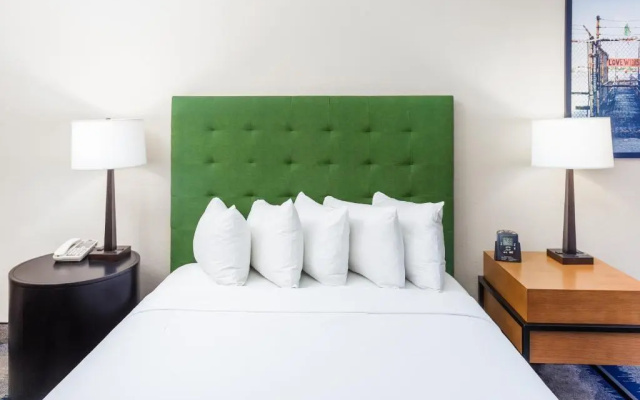 Double Suite