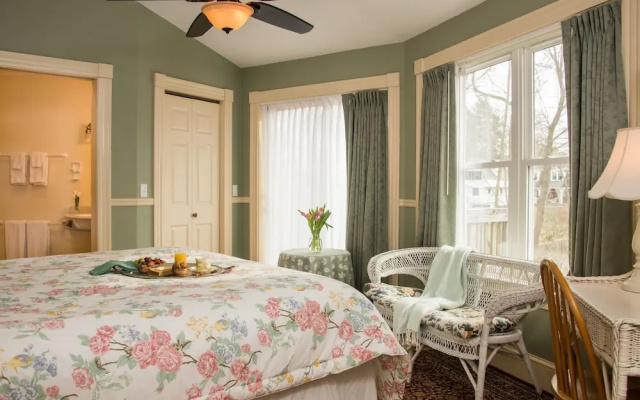 Standard room with balcony