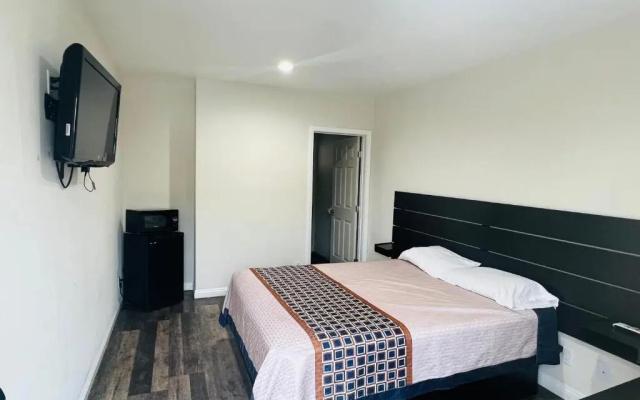 Economy room
