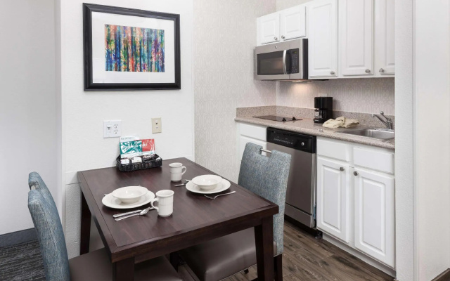 1 Bedroom Premium Double Suite