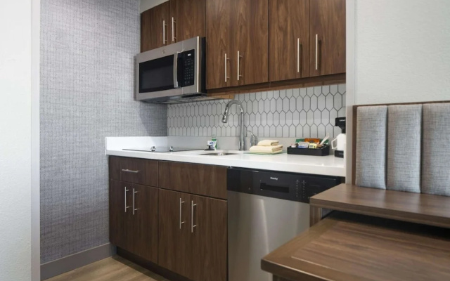 1 Bedroom Suite