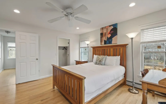 Deluxe Cottage