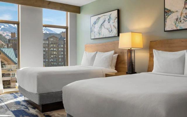 3 Bedrooms Presidential Suite with balcony