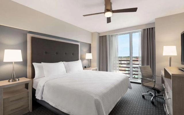 1 Bedroom Premium Double Suite
