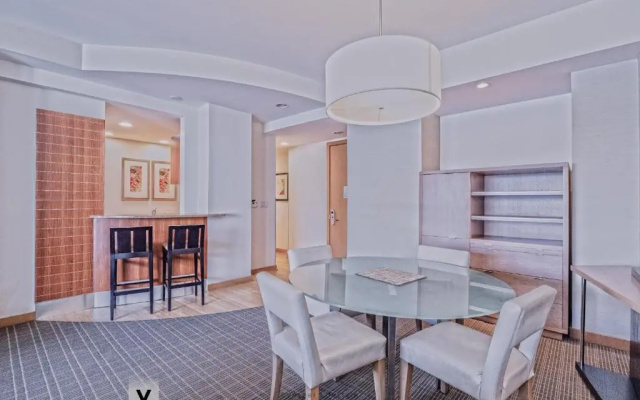 2 Bedrooms Suite