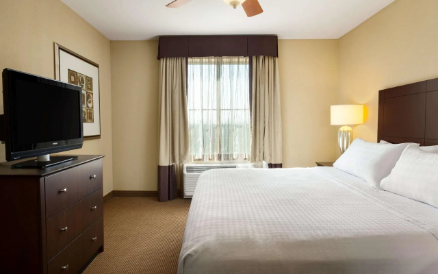 NONSMOKING Double Accessible  Suite