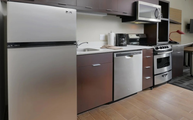 1 Bedroom Suite