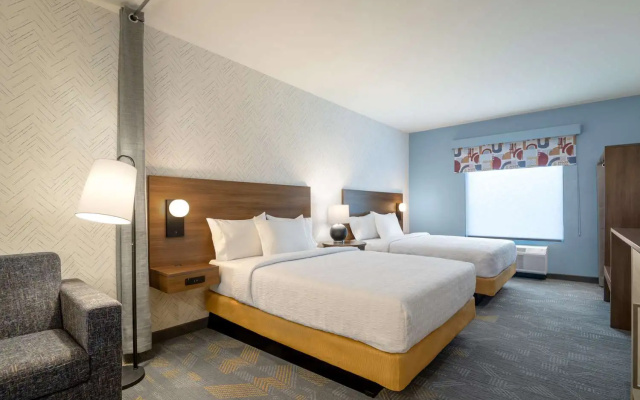 Quadruple Suite