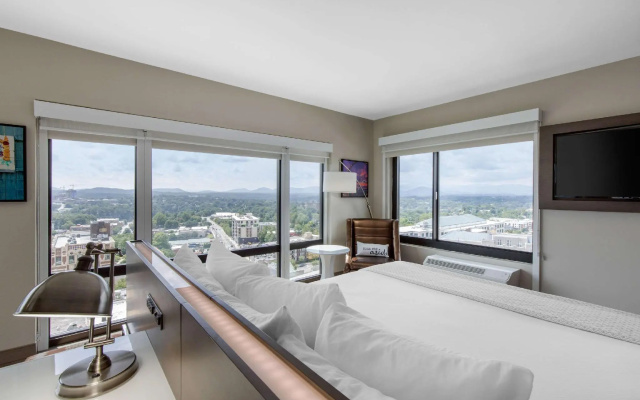 Premier room