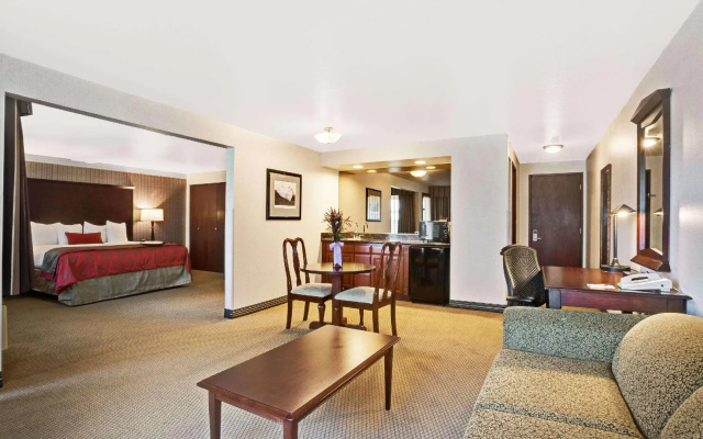 Double Studio Suite