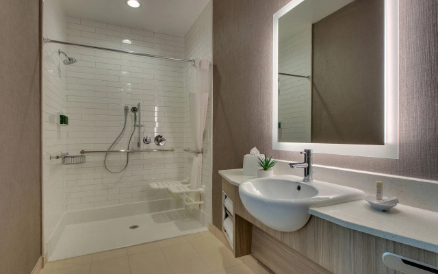 Quadruple Suite