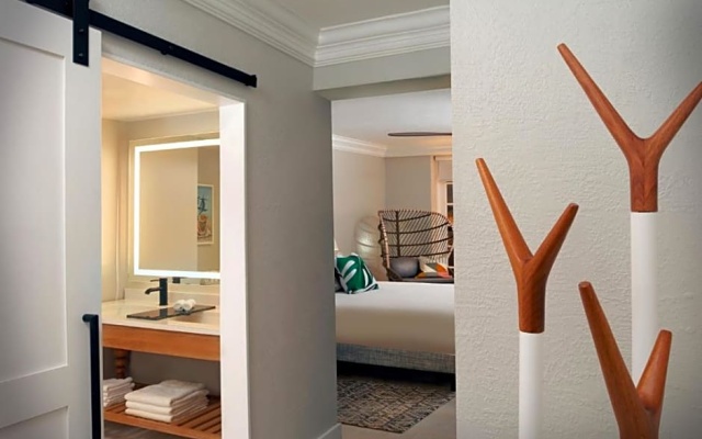 1 Bedroom Suite oceanfront
