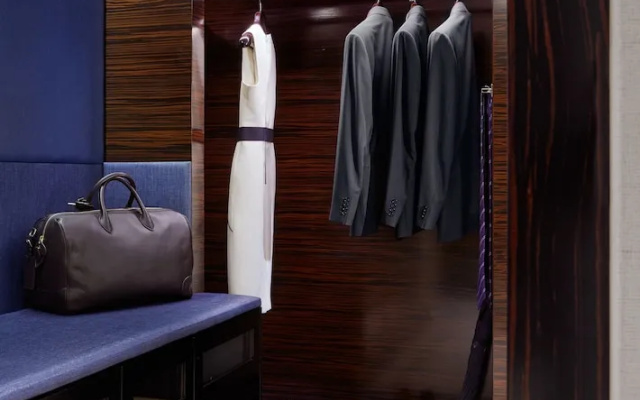 Premier room